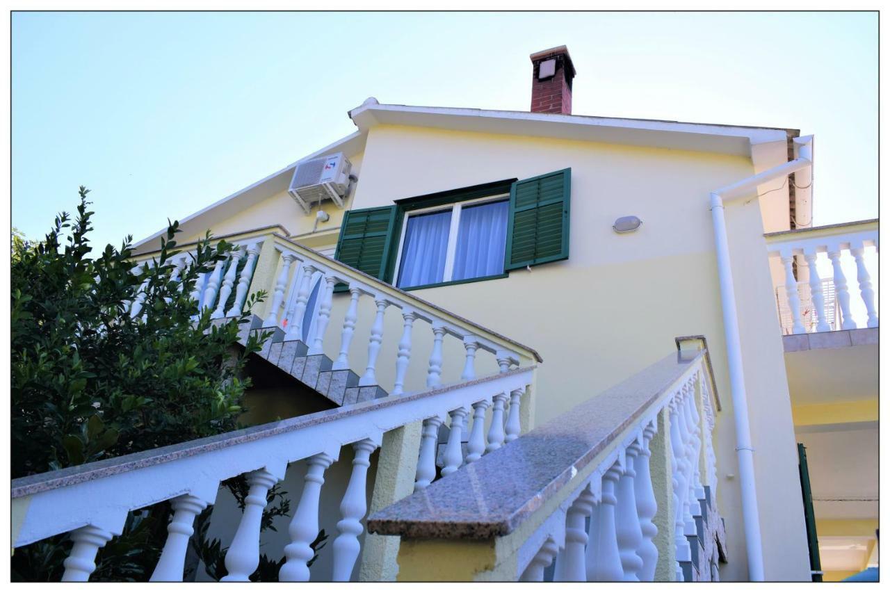 Apartments Boric Lopar Extérieur photo